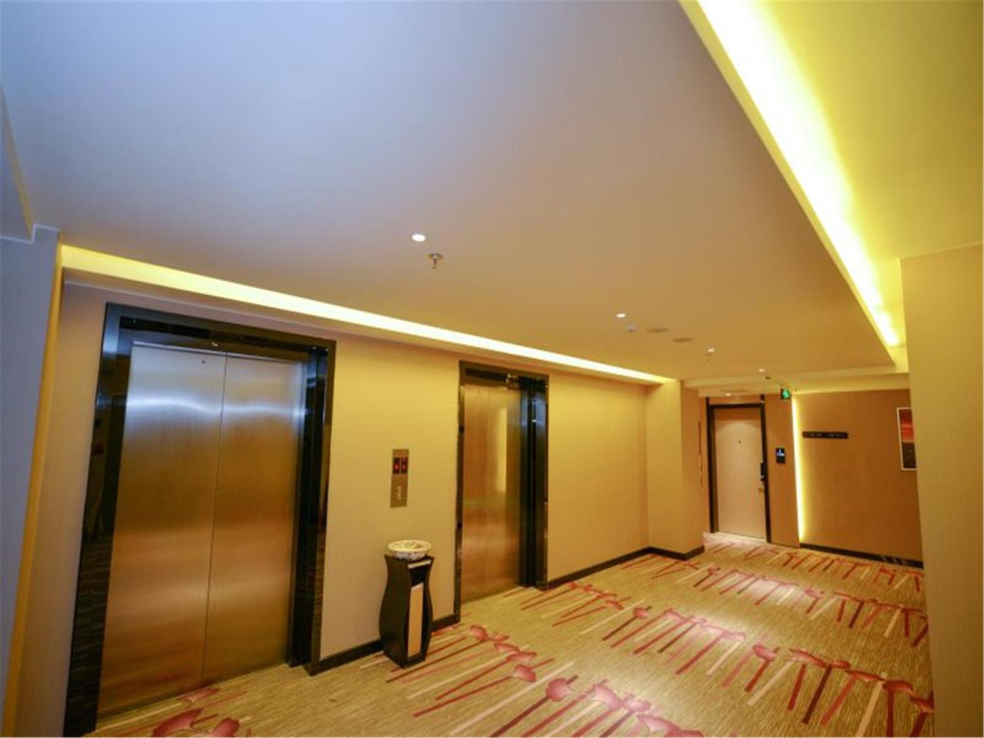 Lavande Hotel Muxiyuan Branch 北京 エクステリア 写真